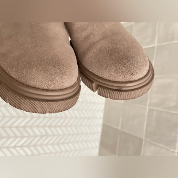 Women's Tan Ankle Boots - Picture 10 of 14